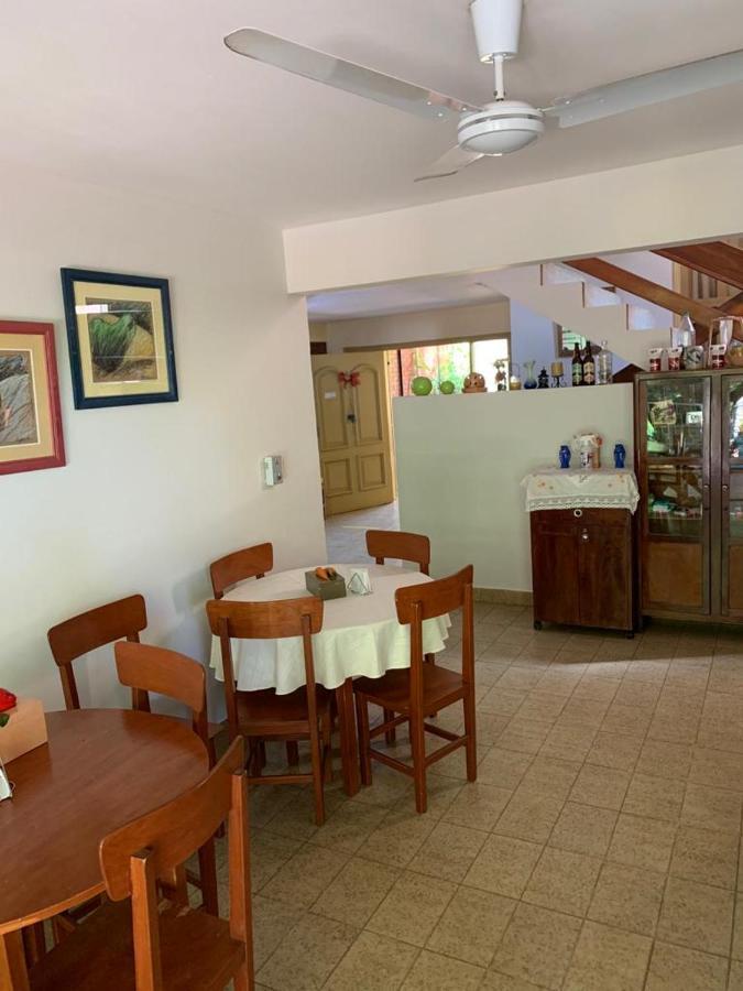 La Casa De Pedro Hostel Encarnación Extérieur photo